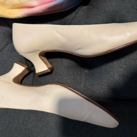 Enzo Angiolini Cream Heels 8.5 N - Picture 4 of 4